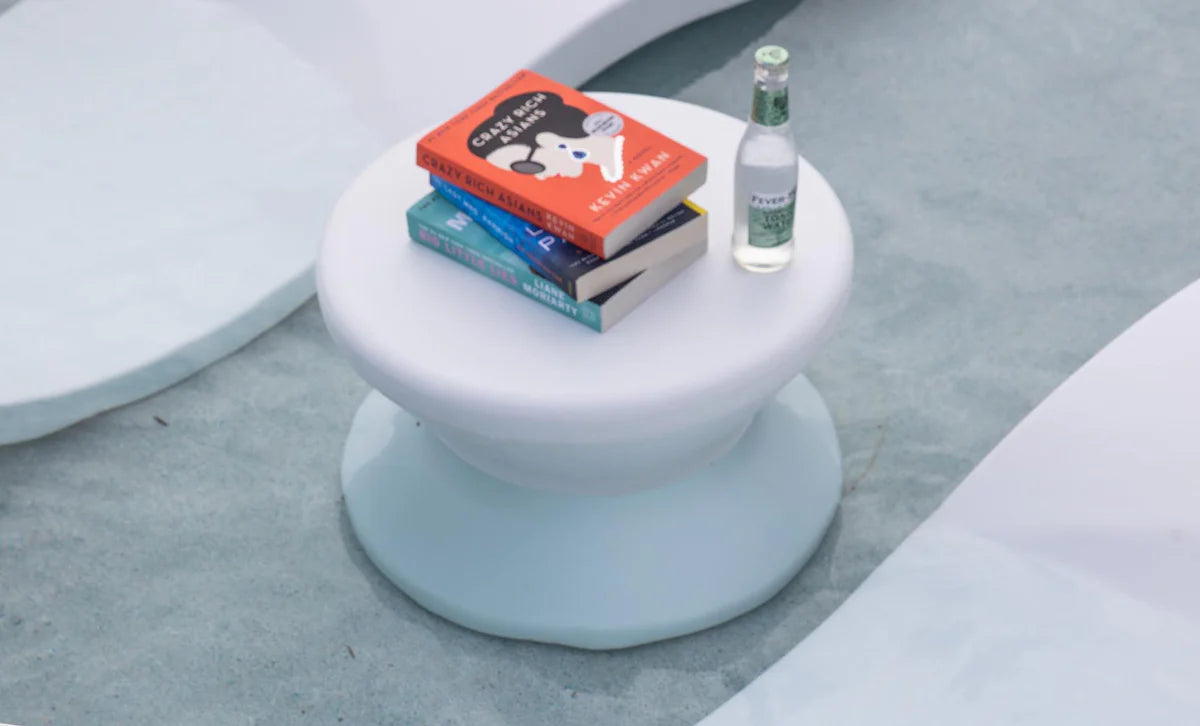SIGNATURE STANDARD SIDE TABLE