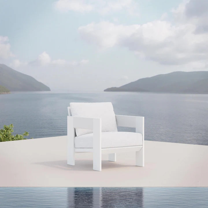 Mykonos Club Chair