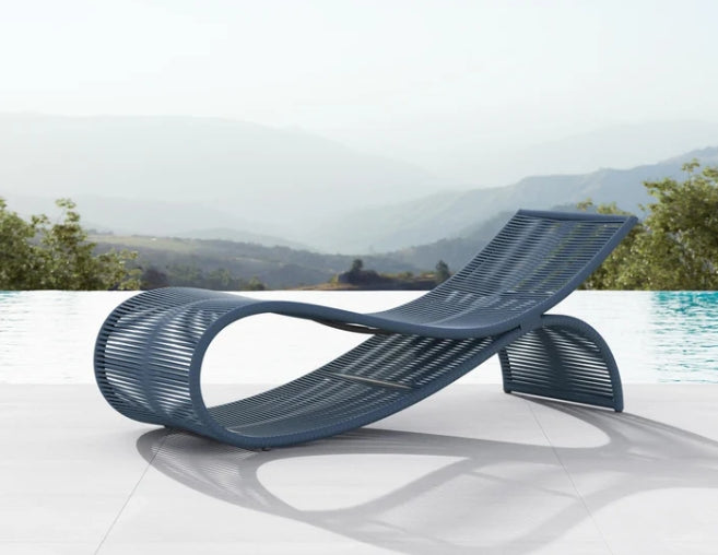 Wave Lounge Chair