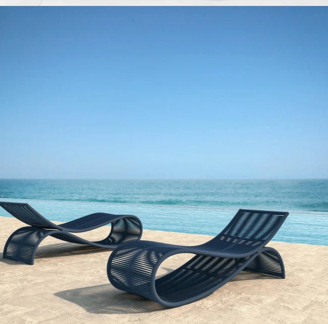 Wave Lounge Chair